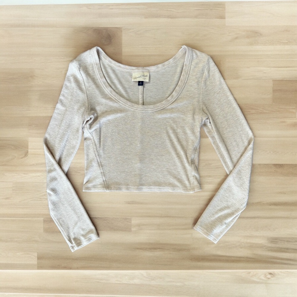 Long sleeve oatmeal crop top - LIKE NEW!!